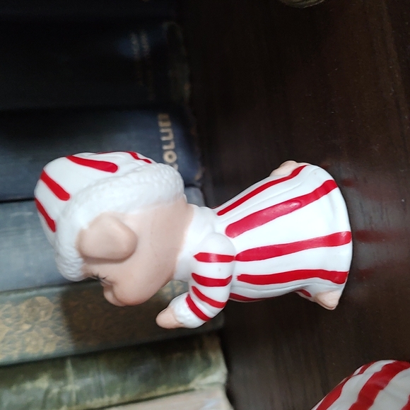 Vintage enesco candy cane pajama piglets pigs Christmas decor grannycore knick k - Picture 3 of 13